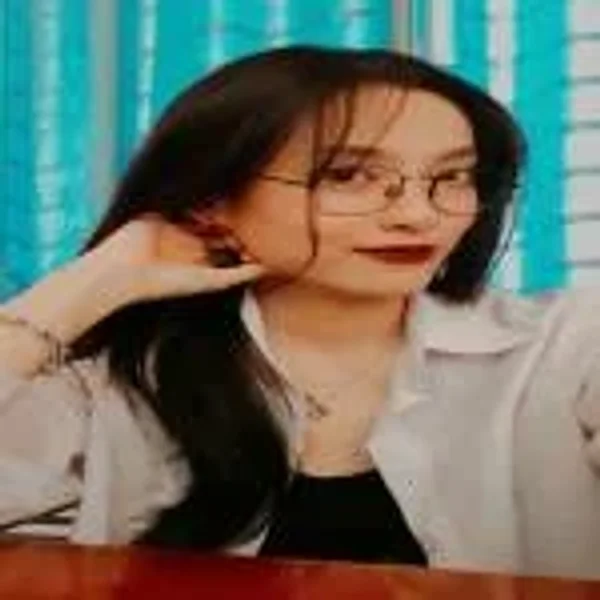 Vân Thư  Nguyễn