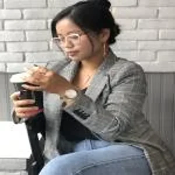 Minh Thi Nguyen