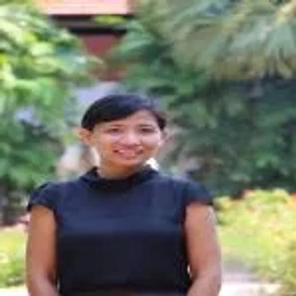 Maria Rowena Medina