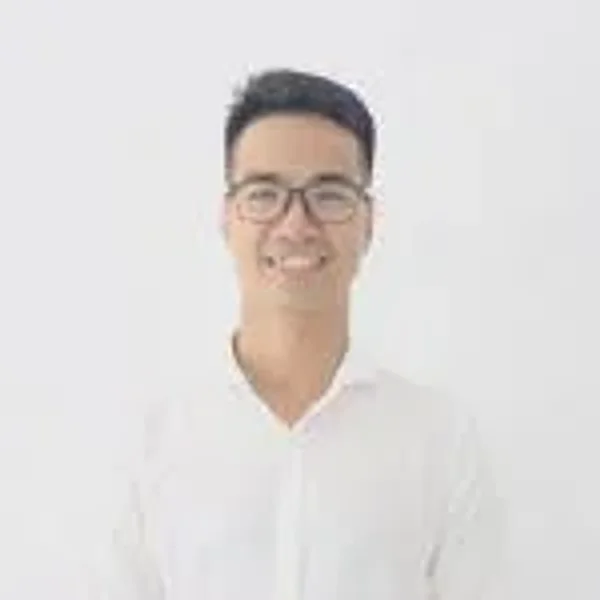 Khanh Hoang