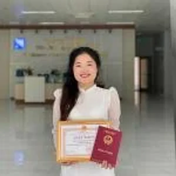 Thi Anh Tuyet Nguyen