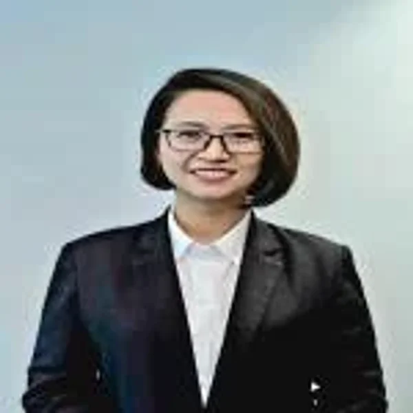 Nguyet Le