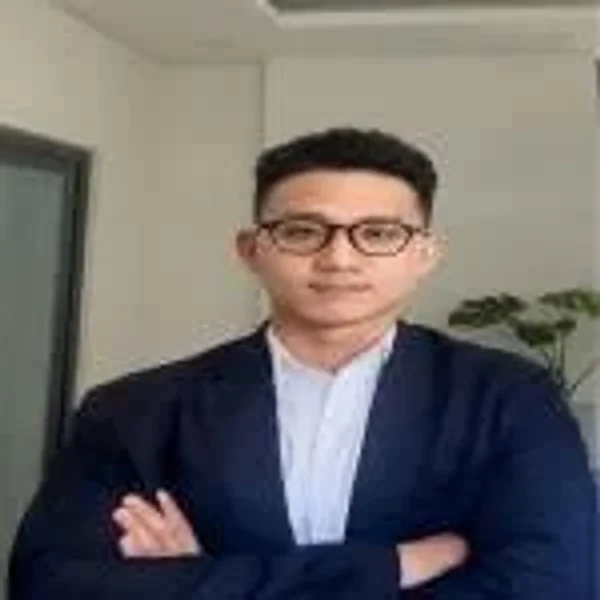 Hoang Ho