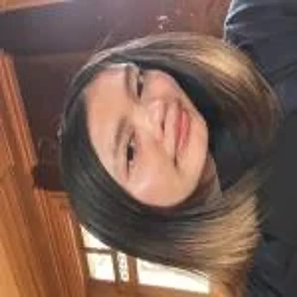 Thuỷ Tiên Nguyễn